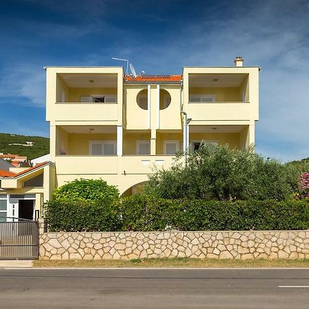 סטארה נובליה Apartmani Vrtlici Zdenka מראה חיצוני תמונה