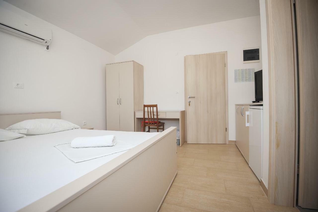סטארה נובליה Apartmani Vrtlici Zdenka מראה חיצוני תמונה
