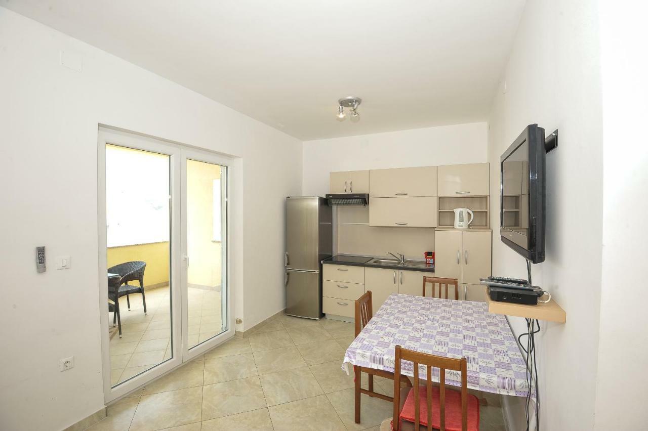 סטארה נובליה Apartmani Vrtlici Zdenka מראה חיצוני תמונה