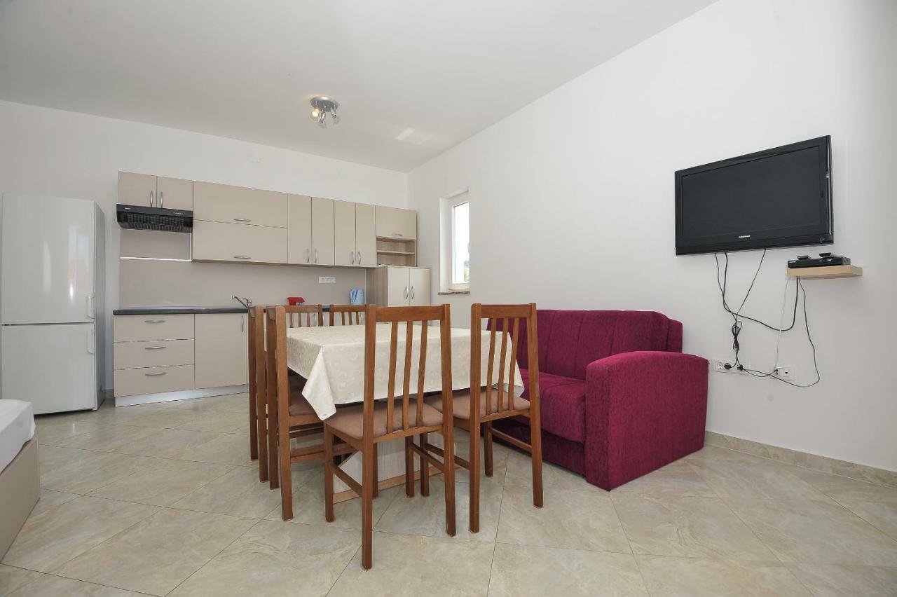 סטארה נובליה Apartmani Vrtlici Zdenka מראה חיצוני תמונה